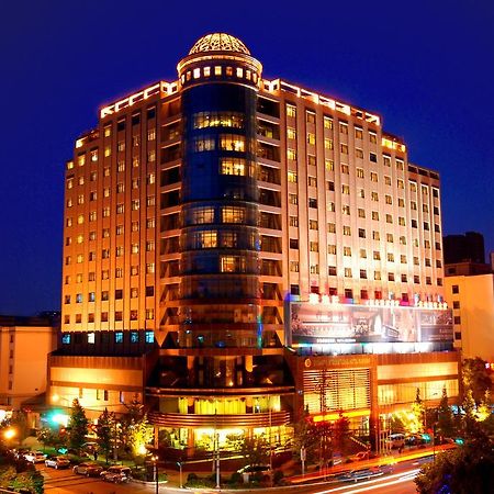 Dynasty International Hotel Kunming Dış mekan fotoğraf