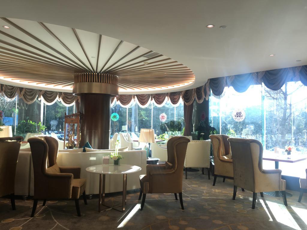 Dynasty International Hotel Kunming Dış mekan fotoğraf