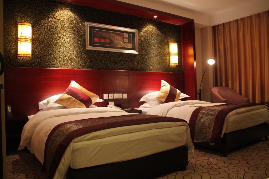Dynasty International Hotel Kunming Dış mekan fotoğraf
